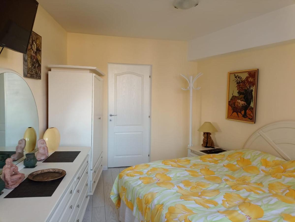 Two Bedroom Apartment Farmec Клуж-Напока Экстерьер фото