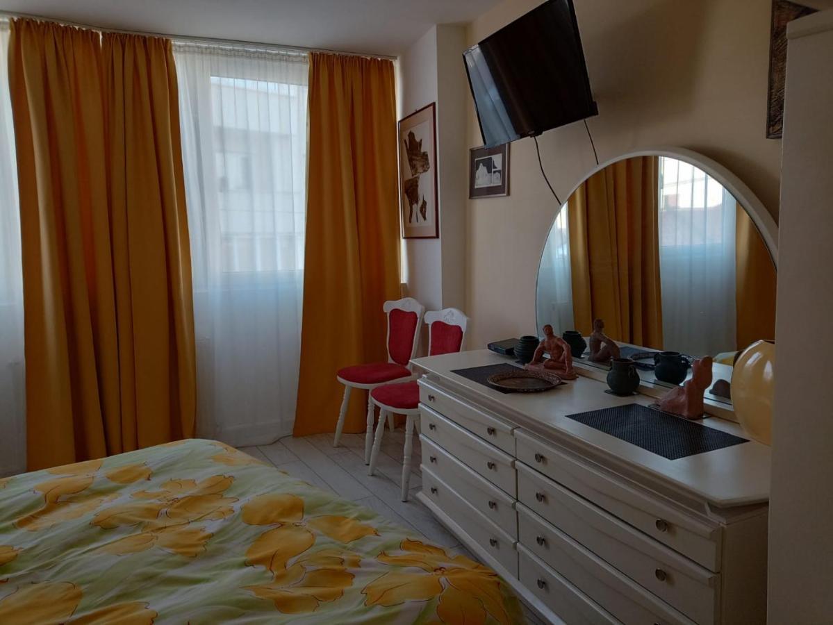 Two Bedroom Apartment Farmec Клуж-Напока Экстерьер фото