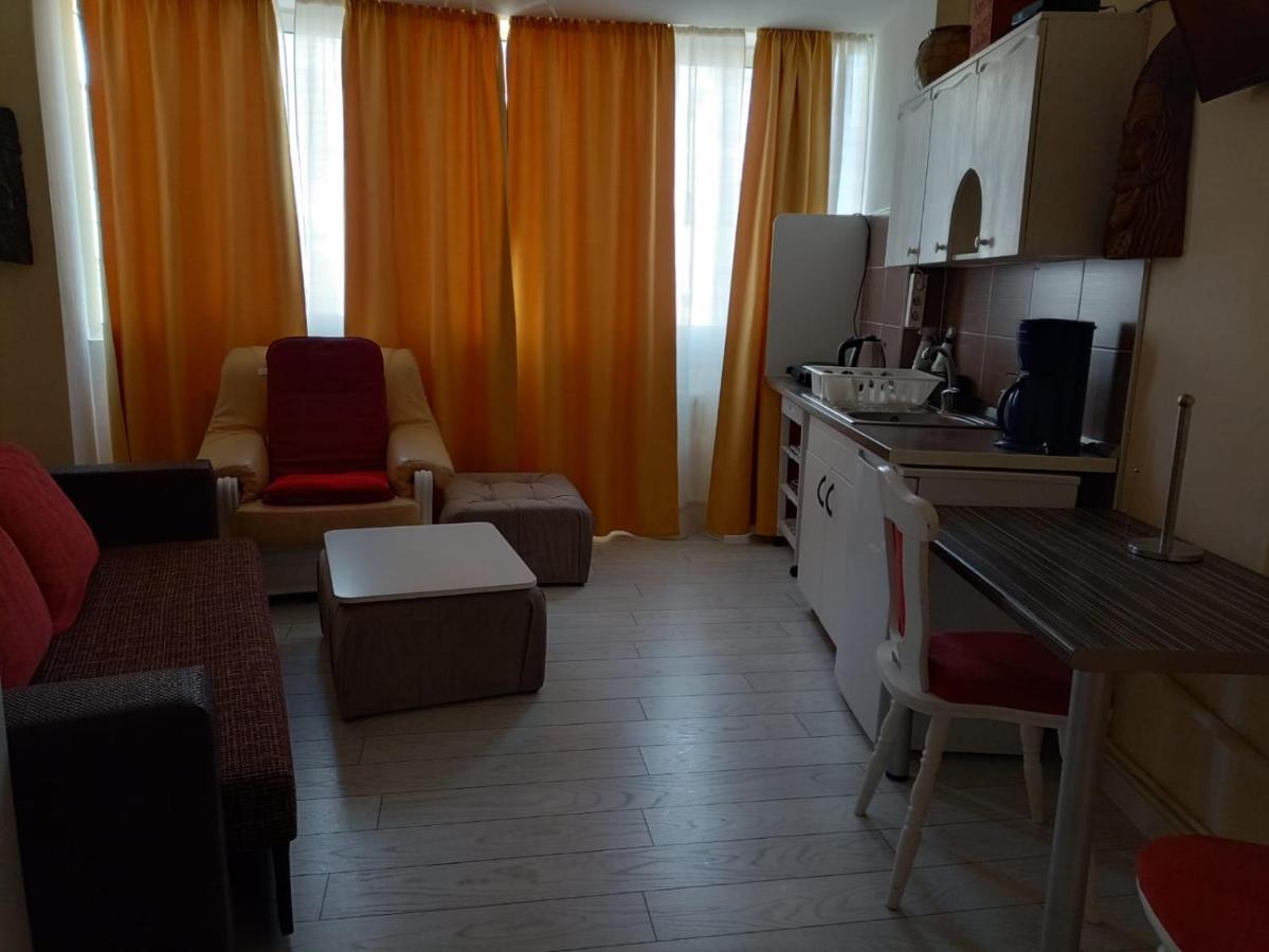 Two Bedroom Apartment Farmec Клуж-Напока Экстерьер фото